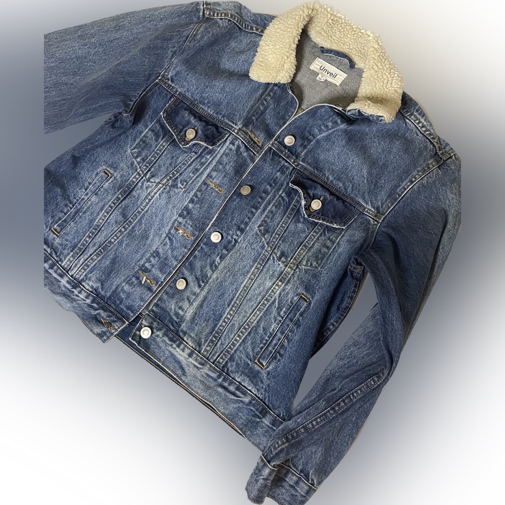 Victoria’s Secret PINK Unveil Jean Jacket size L